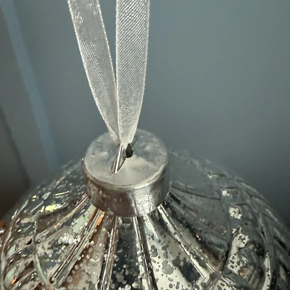 NWT Set of 3 Silver Mercury Glass Finish Shatter Resist Finial Ornaments 6